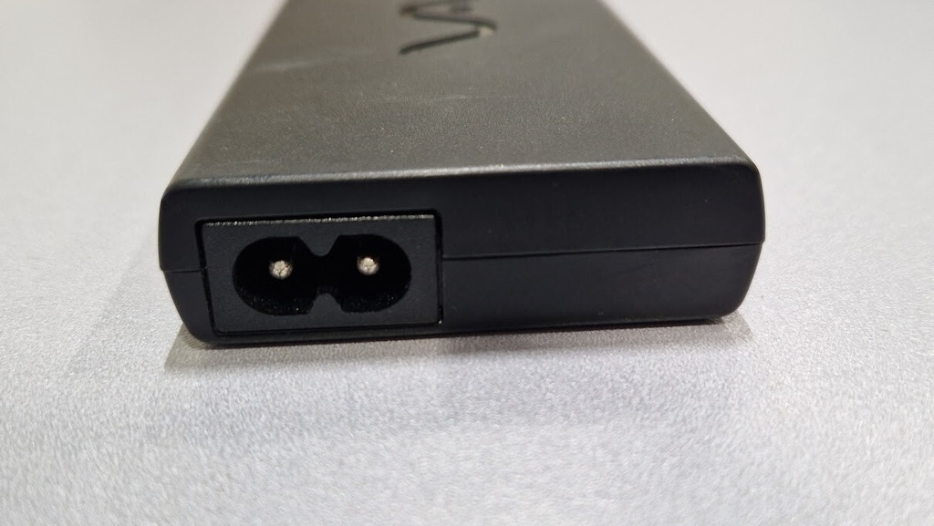 Sony PCGA-AC16V6 AC Adapter 16V 4.0A Used Working Without Power Cord