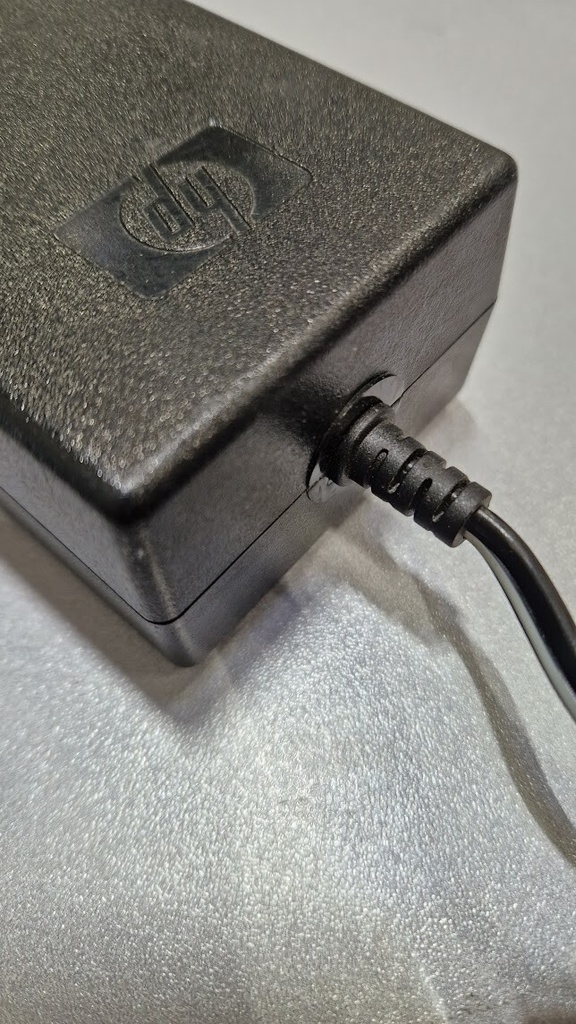 HP 0950-4484 AC Power Adapter 31V 2420mA Used Working Without Power Cord