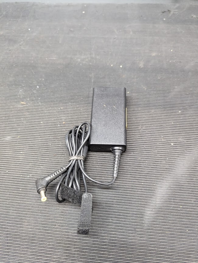 DELTA ADP-65VH D AC Adapter 19V 3.42A Without Power Cord Black Used