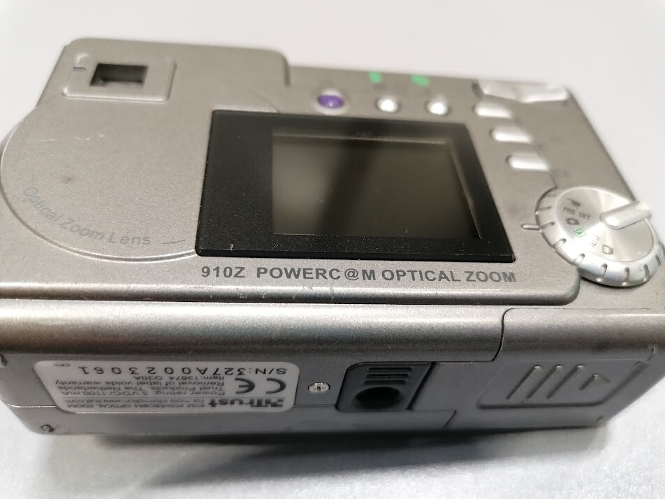 Trust 910Z 3X Optical Zoom Silver  Not Working For Parts