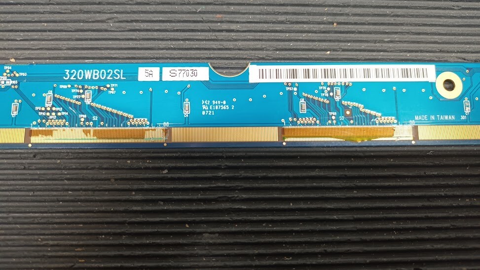 Non-Working 320WB02SL Circuit Board - For Parts or Repair