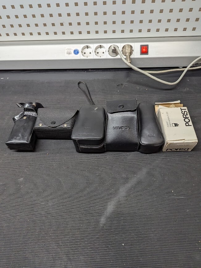 Lot Of 6 Various Model Speedlite  Flash  - Untested