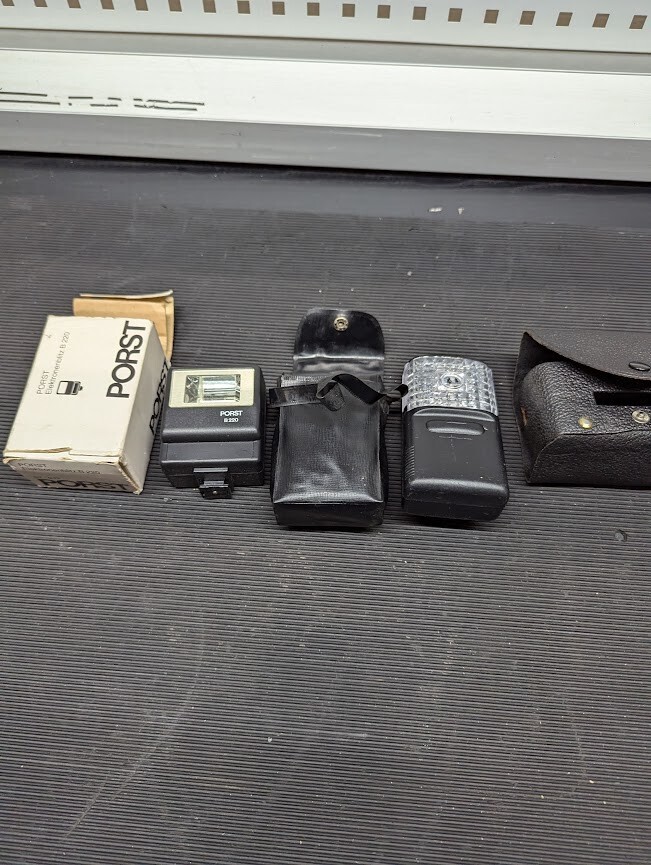 Lot Of 6 Various Model Speedlite  Flash  - Untested