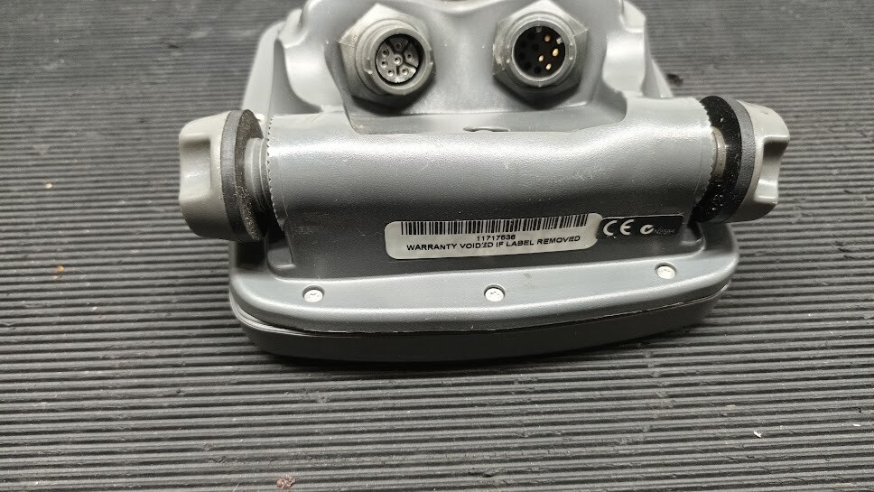 Lowrance X58 DF Fish Finder – Untested, Scratches, For Parts or Repair