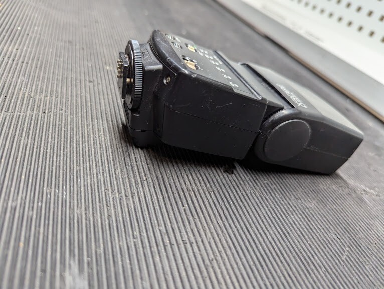 Canon Flash Speedlite 380EX Flash   Black  - Untested