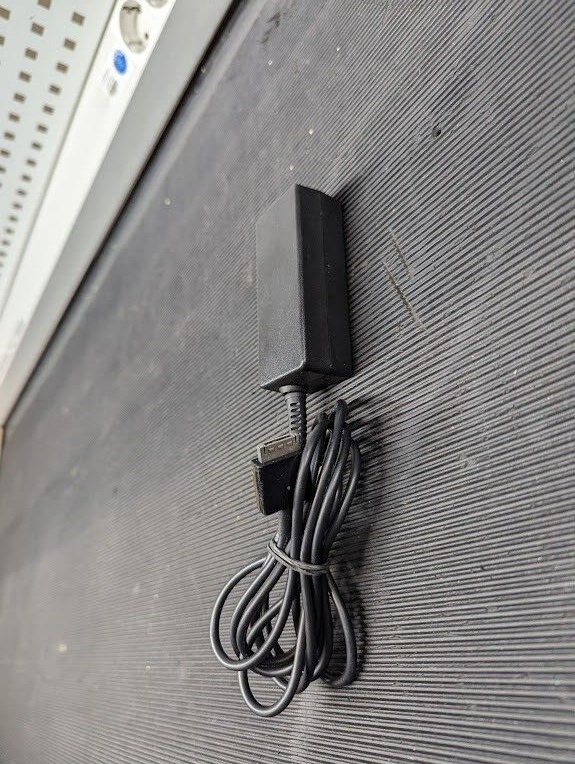 HP HSTNN-LA37AC Adapter 15V 1.33A Used Working Without Power Cord