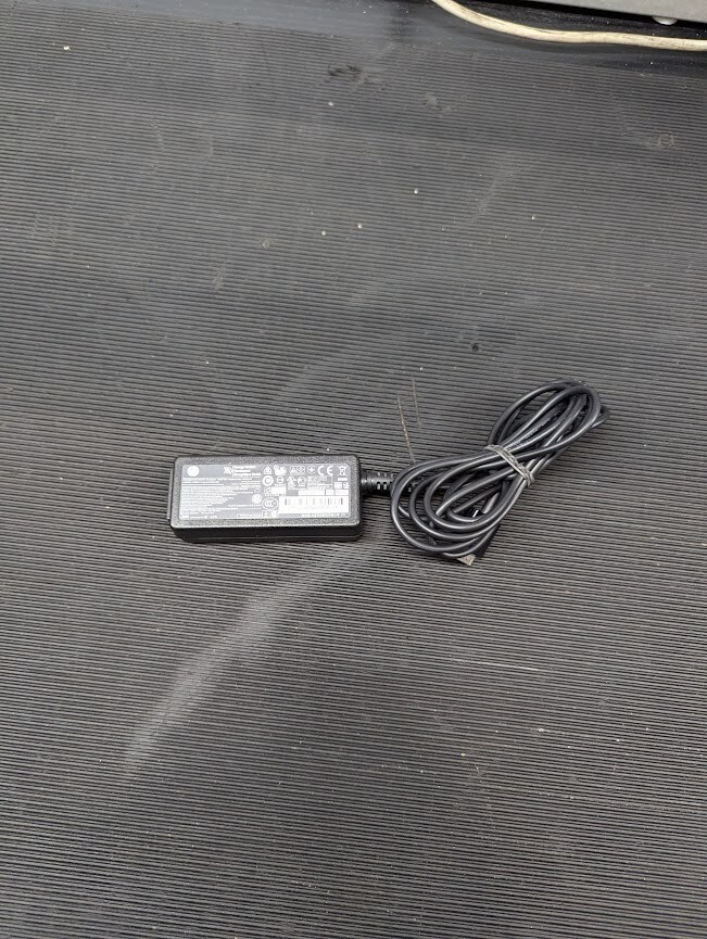 HP HSTNN-LA37AC Adapter 15V 1.33A Used Working Without Power Cord