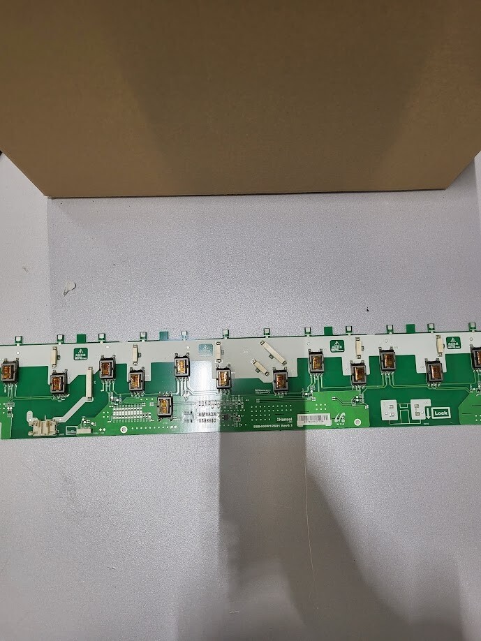 Hansol LCD SSB400W12S01 Rev0.1 Circuit Board - Untested for Parts or Repair