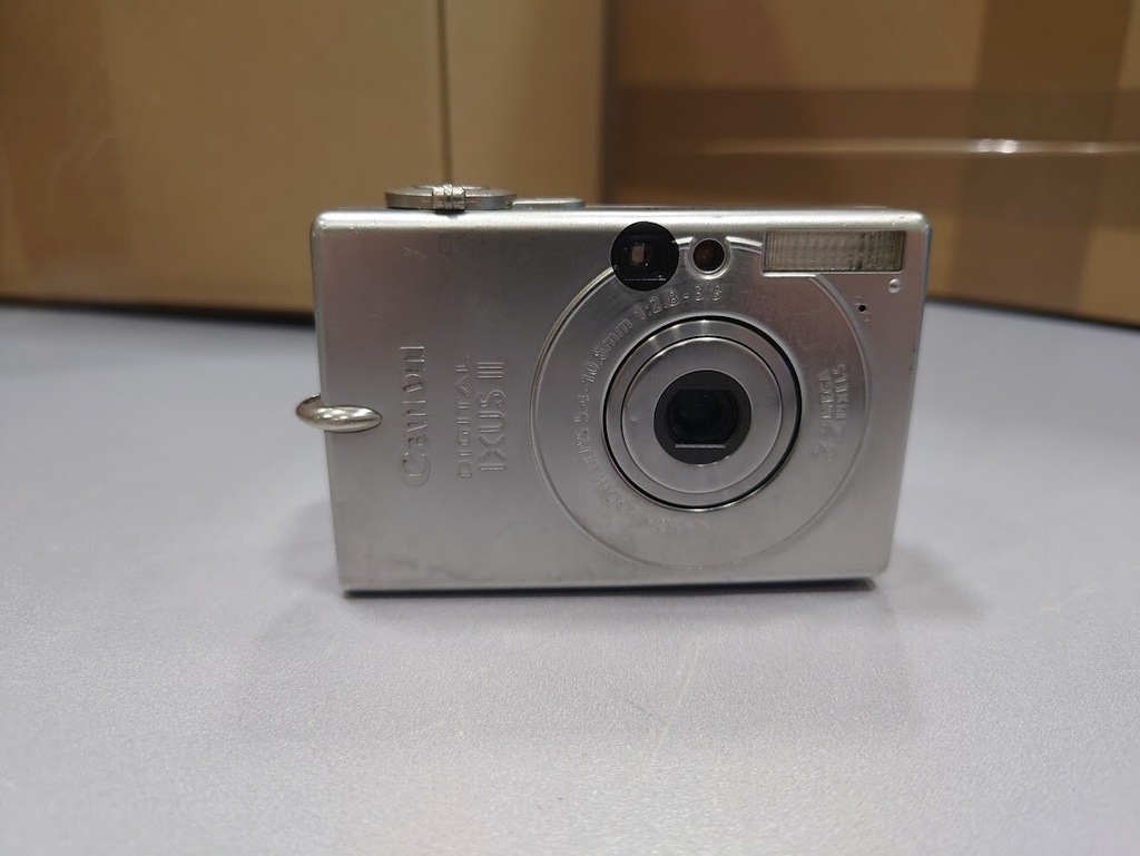 Canon IXUS II PC1035 Digital Camer 3.2MP f/2.8 Japan Not Working For Parts