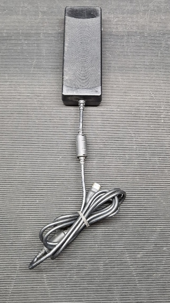 HP PPP016H AC Adapter 18.5V 6.5A Used Working Without Power Cord