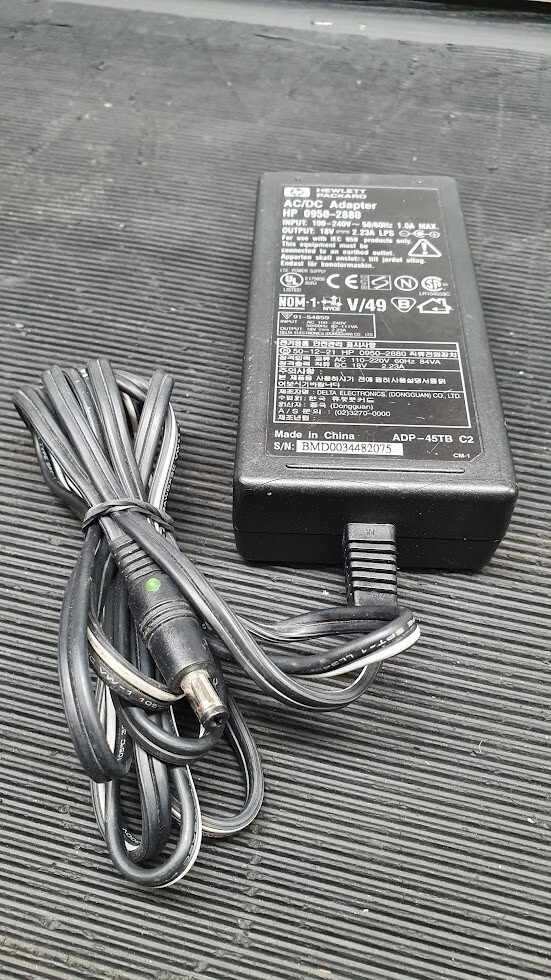 HP 0950-2880 AC/DC Adapter 18V 2.23A Used Working Without Power Cord