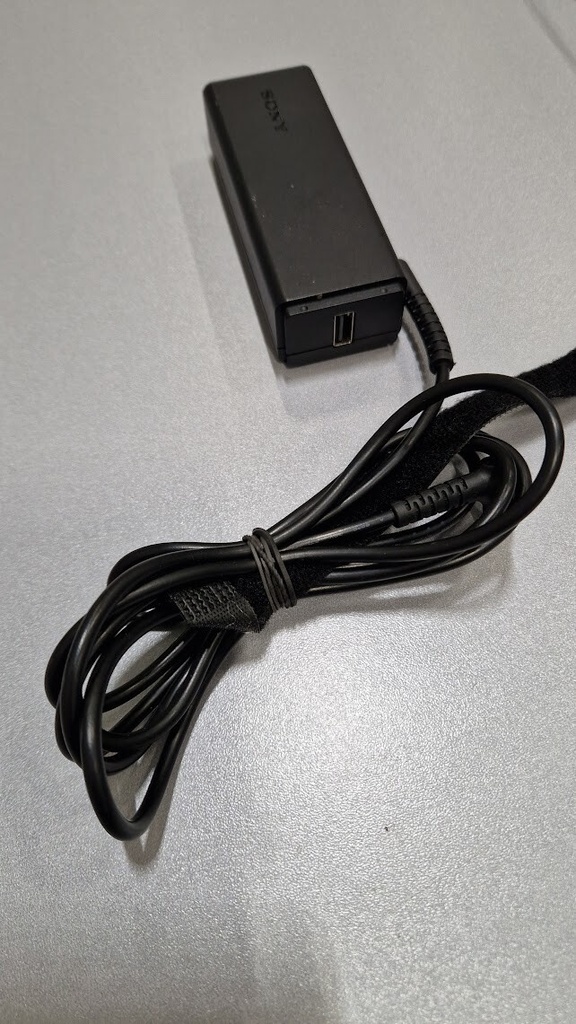 Sony ADP-45DE B AC Adapter 19.5V 2.0A Used Working Without Power Cord