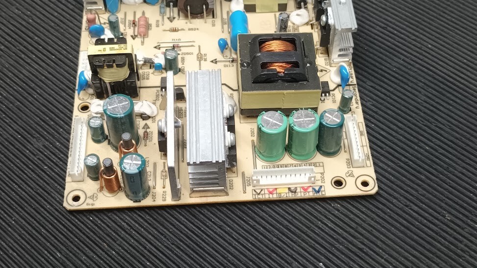 Used 3BSQ182815GP Circuit Board - Non-Working, Ideal for Parts or Repair