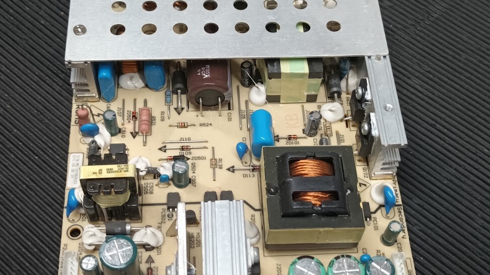 Used 3BSQ182815GP Circuit Board - Non-Working, Ideal for Parts or Repair