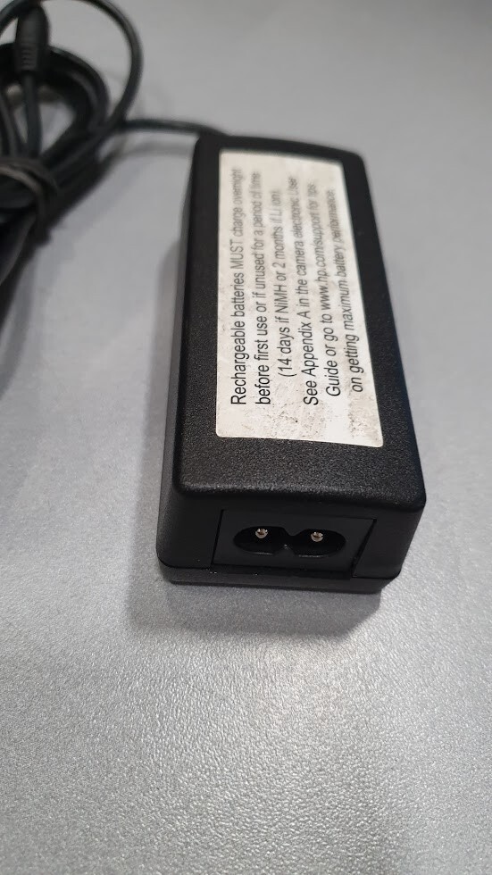 HP FCLSD-0604 AC/DC Power Adapter 5V 2A Used Working Without Power Cord