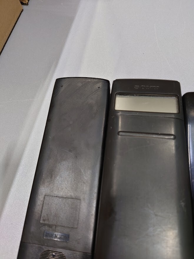 LOT OF 4 Remote Controls Sanyo RB-T44 Sony RMT-V159B Schneider Unknown Not Teste