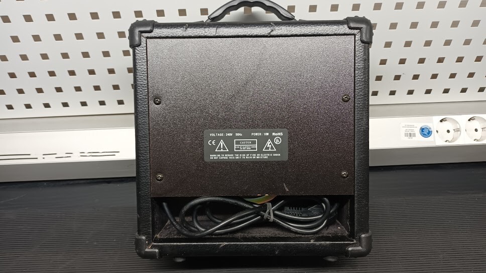 GA-10 Guitar Amplifier - Used, Compact, Working, Sold As-Is
