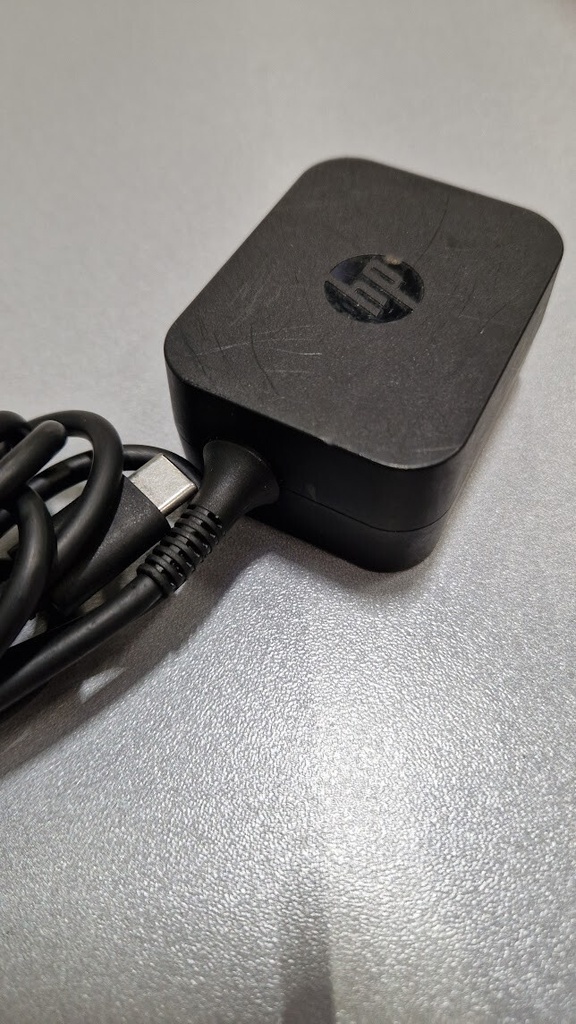 HP TPN-DA01 AC Adapter 5.25V 3A Used Working Without Power Cord