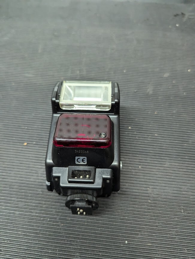 Nikon Flash Speedlite SB-22 Flash   Black  - Untested WITH CASE