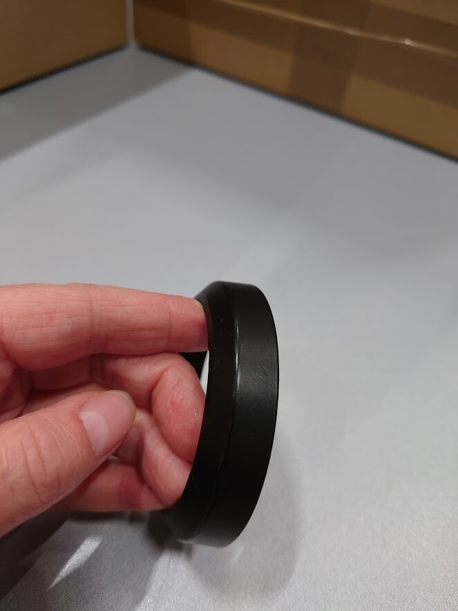 Sony SH0006 Lens Hood  Black Used