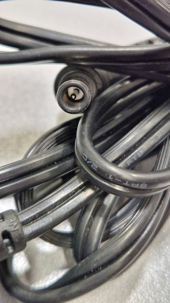 HP 0957-2481 AC Power Adapter 12V 1250mA Used Working Without Power Cord