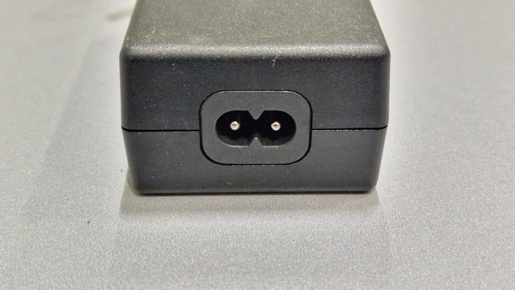 HP 0957-2481 AC Power Adapter 12V 1250mA Used Working Without Power Cord