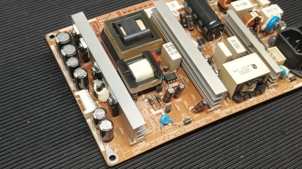 Used Samsung BN44-00339B Power Board P3237F1_AHS - Non-Working for Parts/Repair