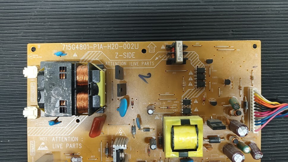 Non-Working 715G4801-P1A-H20-002U PCB Board - For Parts Only, No Accessories