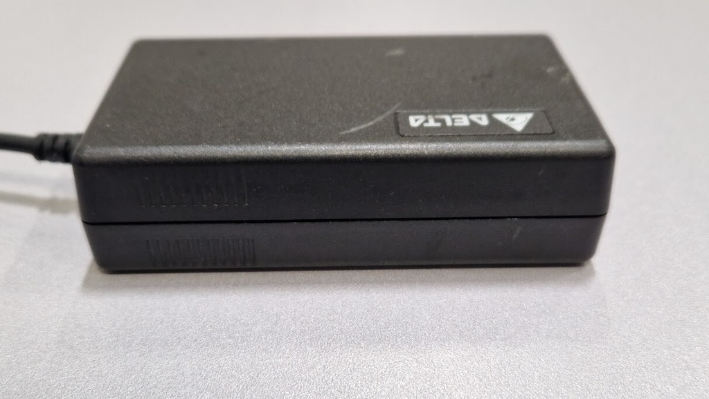 Delta ADP-15KB AC Adapter 5.1V 3.0A Used Working Without Power Cord