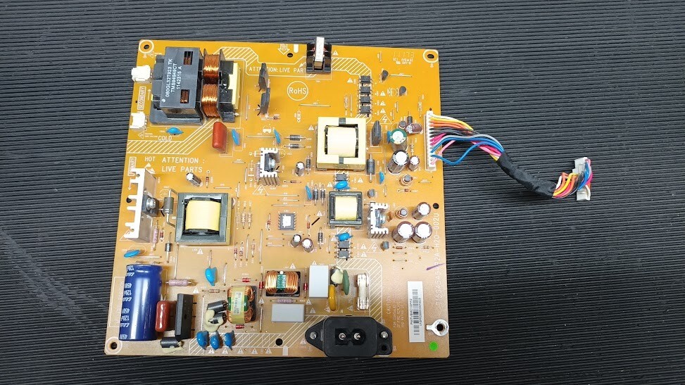 Used LG 715G4545-P2A-H20-002U Power Board - Non-Working for Parts/Repair