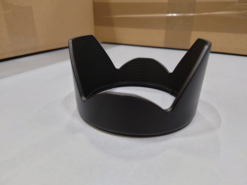 Tamron D5FH Made In Japan Lens Hood  Black Used