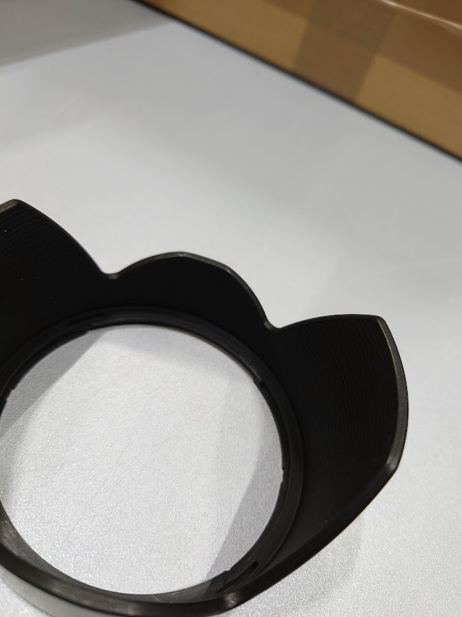 Tamron D5FH Made In Japan Lens Hood  Black Used