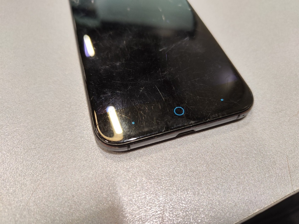 ZTE Blade V6 T660 Smartphone 16GB - Schermo Rotto, Non Funzionante