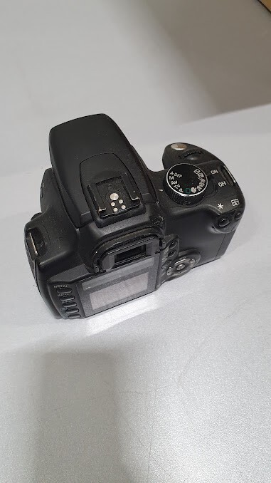 Canon EOS Digital Rebel EOS 350D 8.0MP Digital SLR Only Body  Not Working Parts