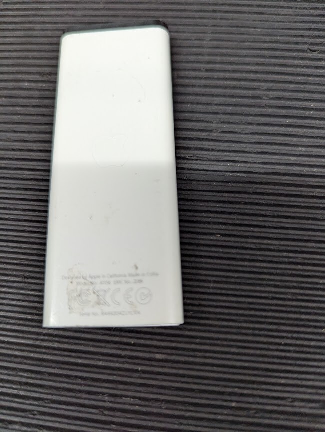 Apple Remote Control A1156 Wireless White Not Tested Parts/Repair