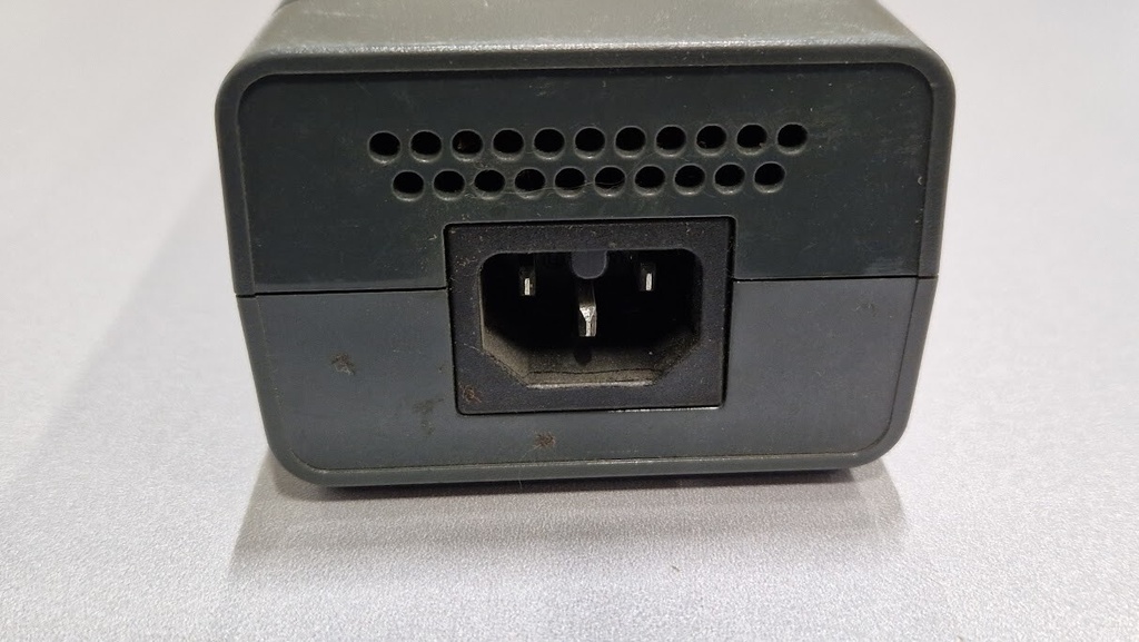 Microsoft DPSN-186CB-1 A AC Adapter 12V 16.5A Used Working Without Power Cord