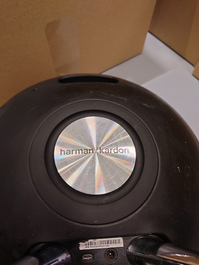 Harman Kardon Onyx Studio Wireless Speaker Black Not Working For Parts