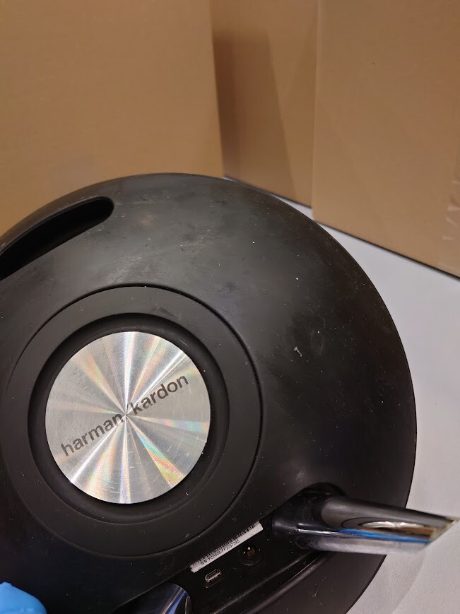 Harman Kardon Onyx Studio Wireless Speaker Black Not Working For Parts