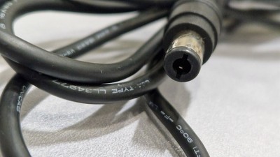 APD DA-60F19 AC Adapter 19V 3.16A Used Working Without Power Cord