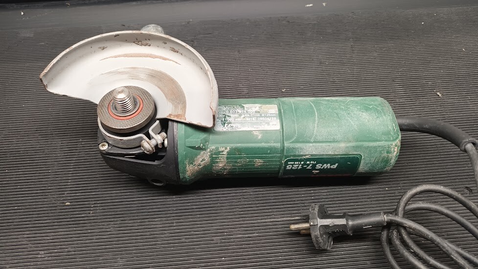 Bosch PWS 7-125 Angle Grinder - Used, Not Working, For Parts/Repair