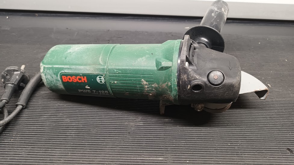 Bosch PWS 7-125 Angle Grinder - Used, Not Working, For Parts/Repair