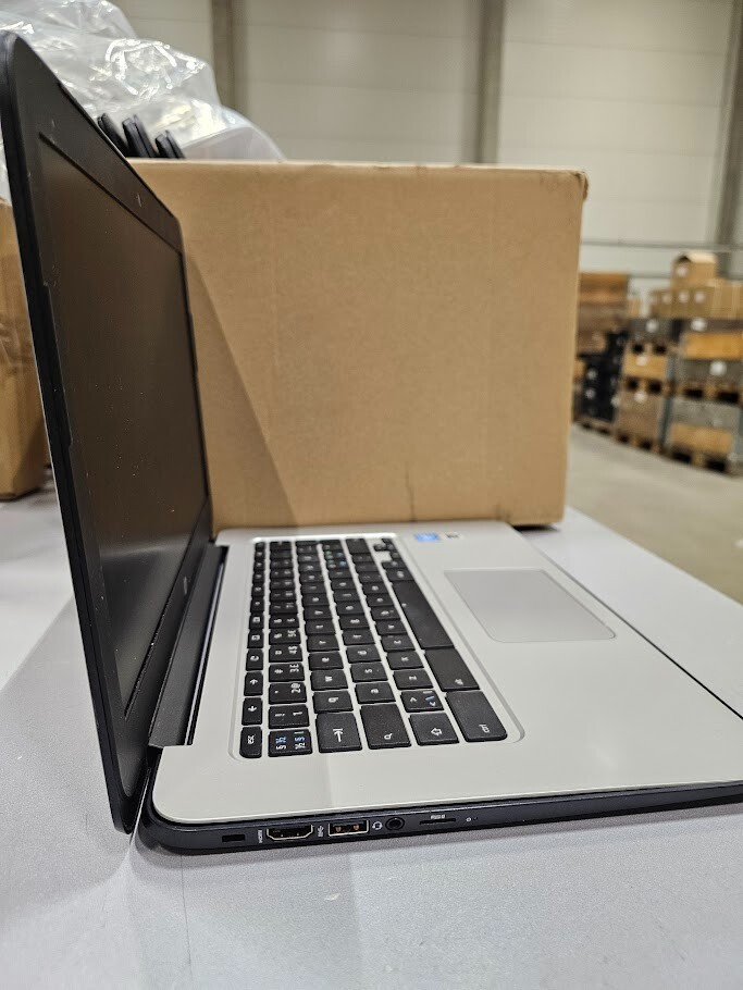 HP Chromebook 14 G4 - Intel Celeron N2840, 16GB eMMC, 2GB RAM, Keyboard Defect