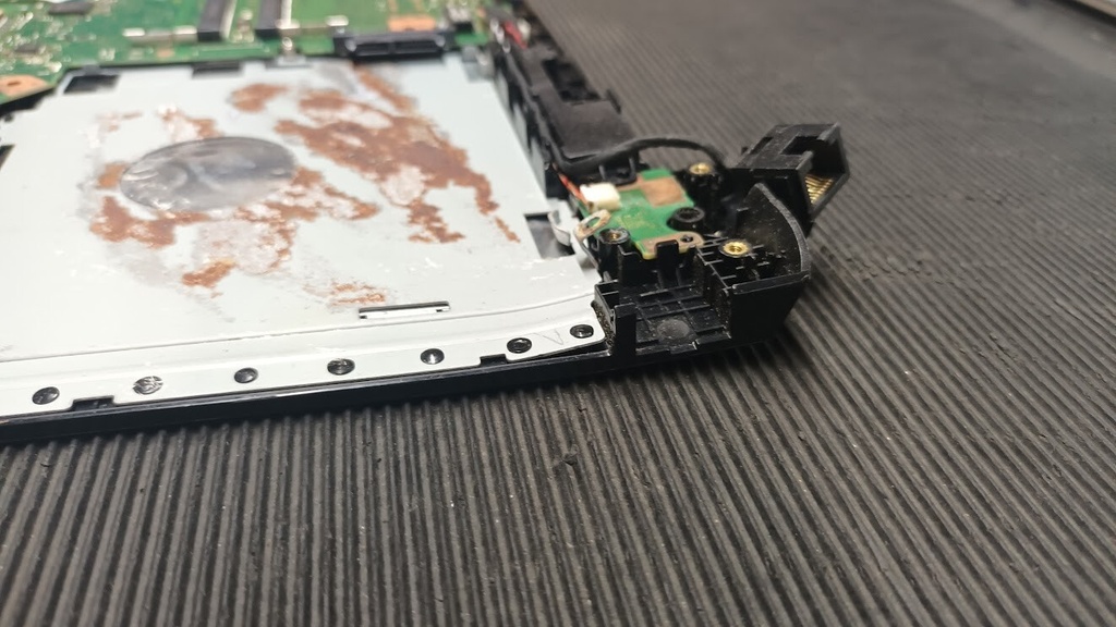 Dynabook Portege X30-F - Used, Working, No SSD/HDD, RAM, Battery, or Screen