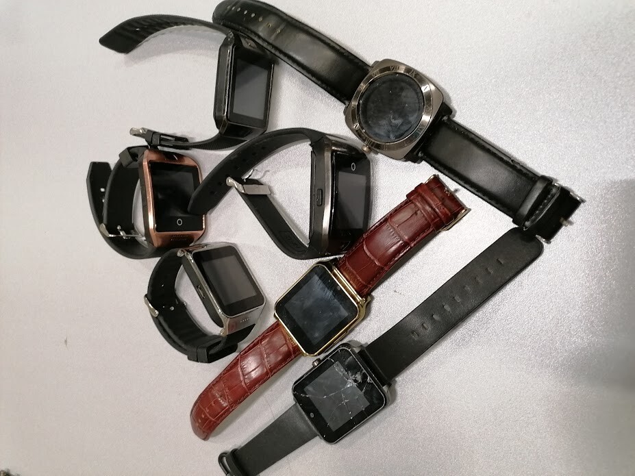 LOT OF 7 Various Models Smartwatches Not Tested
