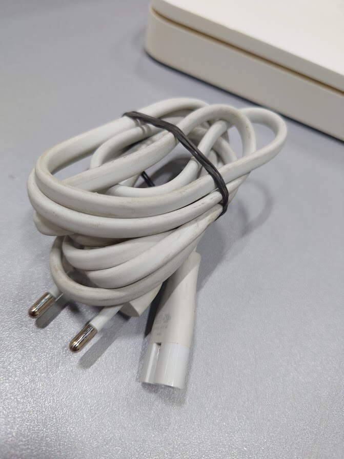 Apple A1354 Airport Extreme 802.11n Base Station 4th Generation Used Working