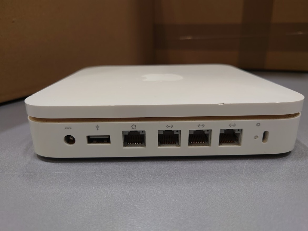 Apple A1354 Airport Extreme 802.11n Base Station 4th Generation Used Working