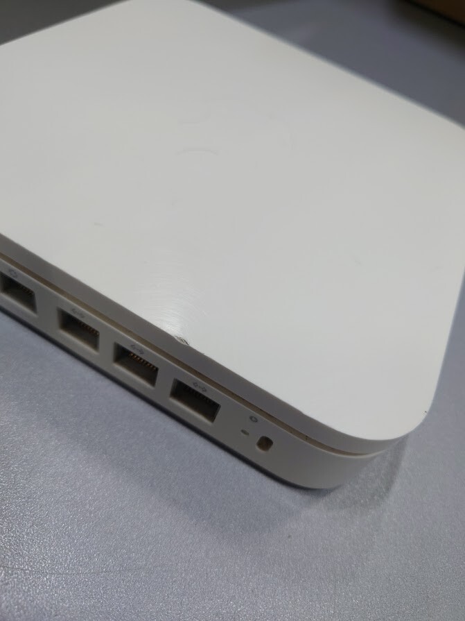 Apple A1354 Airport Extreme 802.11n Base Station 4th Generation Used Working