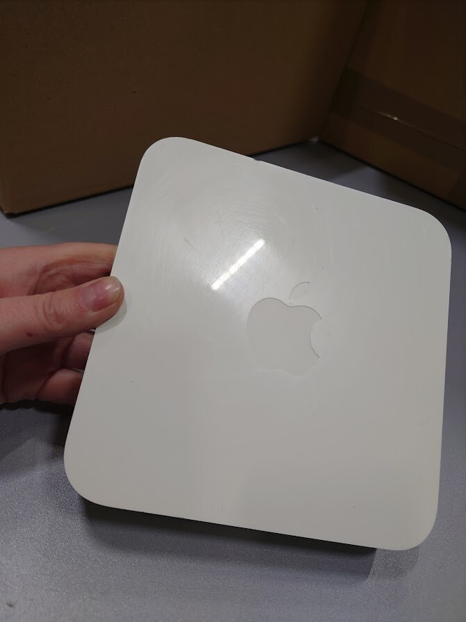 Apple A1354 Airport Extreme 802.11n Base Station 4th Generation Used Working