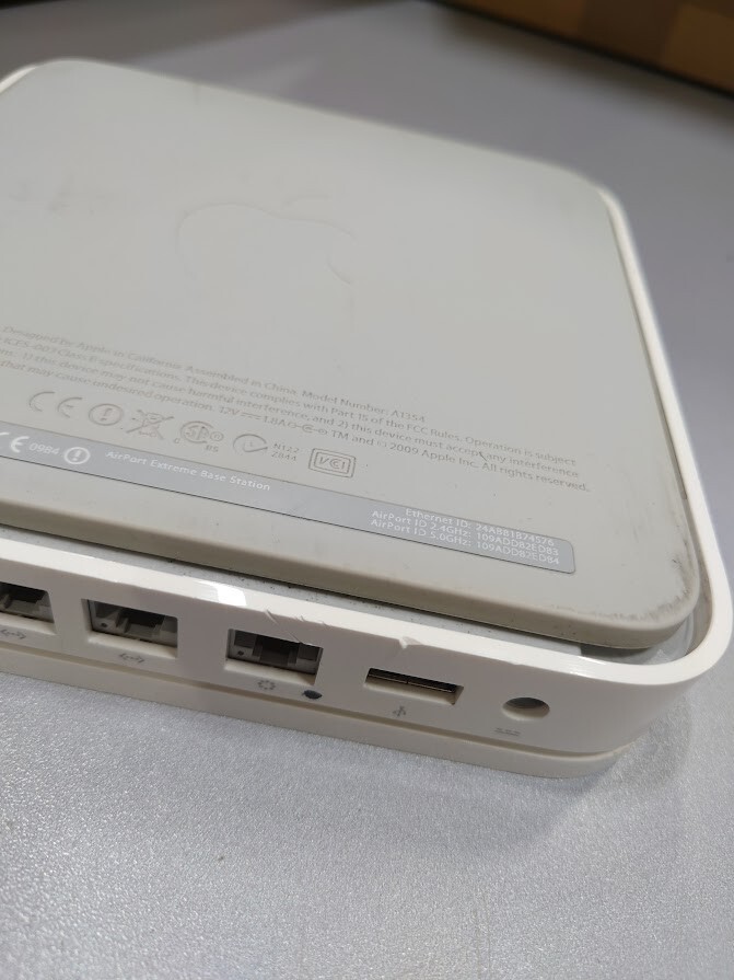 Apple A1354 Airport Extreme 802.11n Base Station 4th Generation Used Working