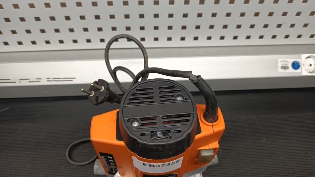 Selekta Router 1020W, Not Working, For Parts or Repair